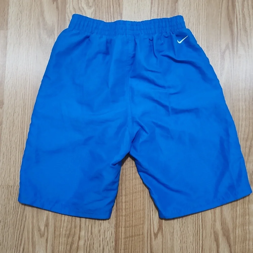 2 Pairs Of Boys Swim Trucks Large